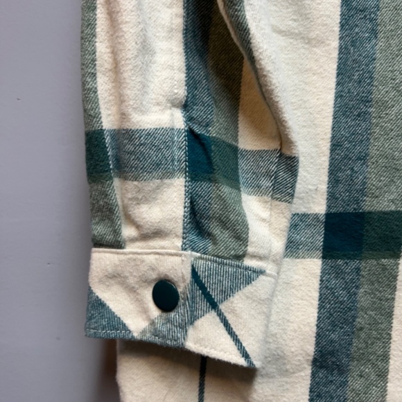 Vans Hal Plaid Flannel Jacket Shacket Women's small - Picture 7 of 10